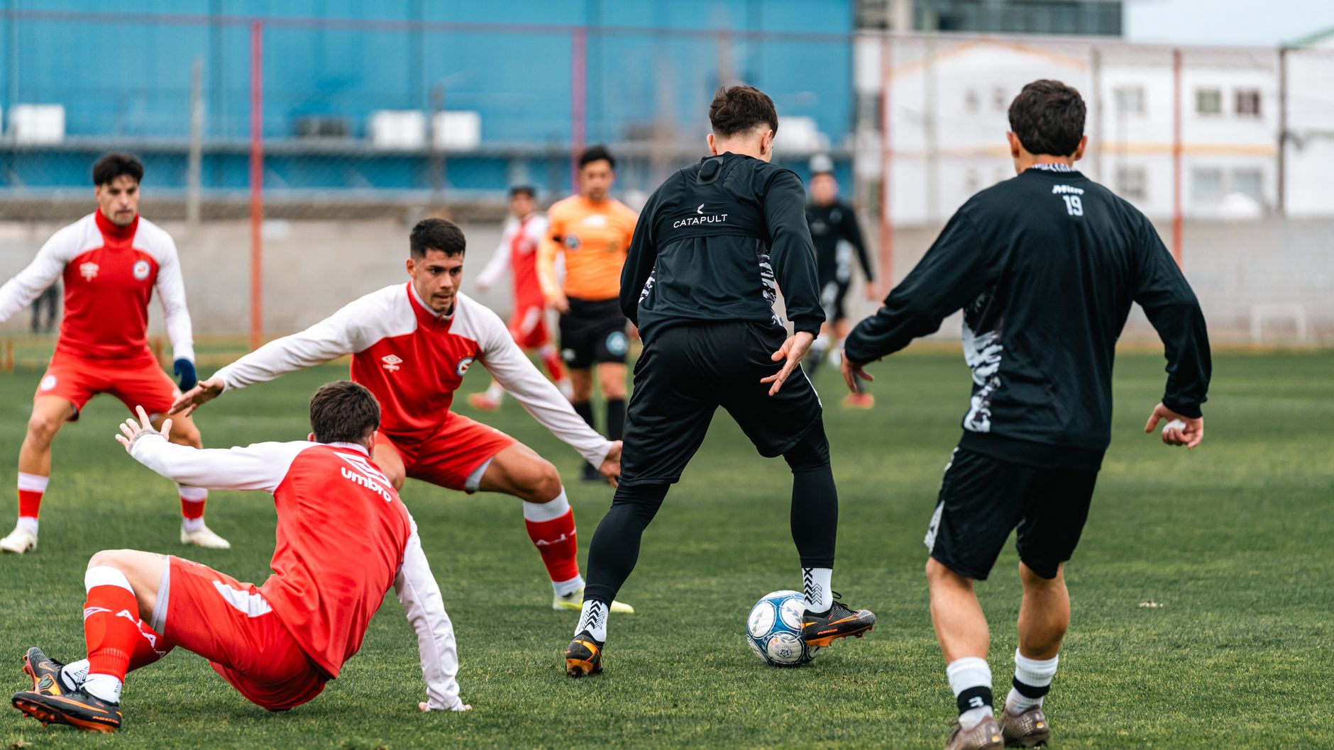 Takım Sporlarında Genç Yetenek Gelişimi: Altyapı Sistemlerinin Yapısal Analizi